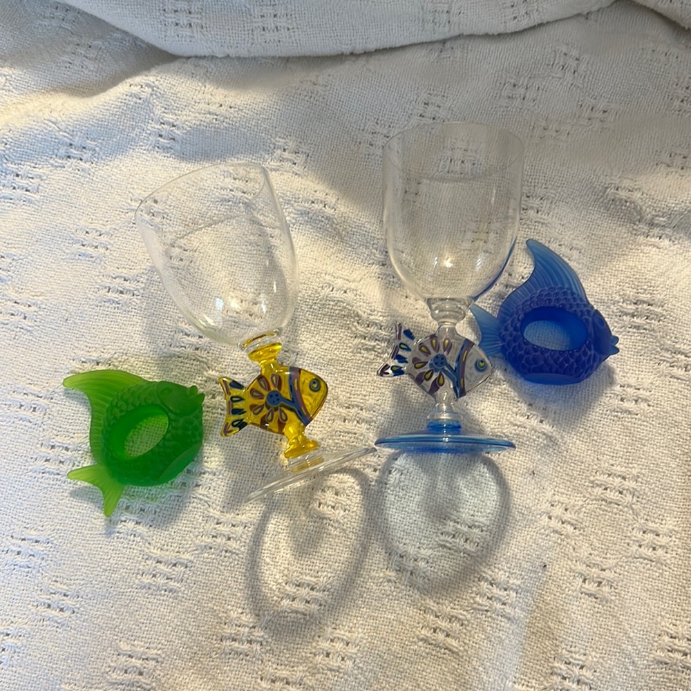 Cute Fish-Theme Summer Glasses & Napkin Rings